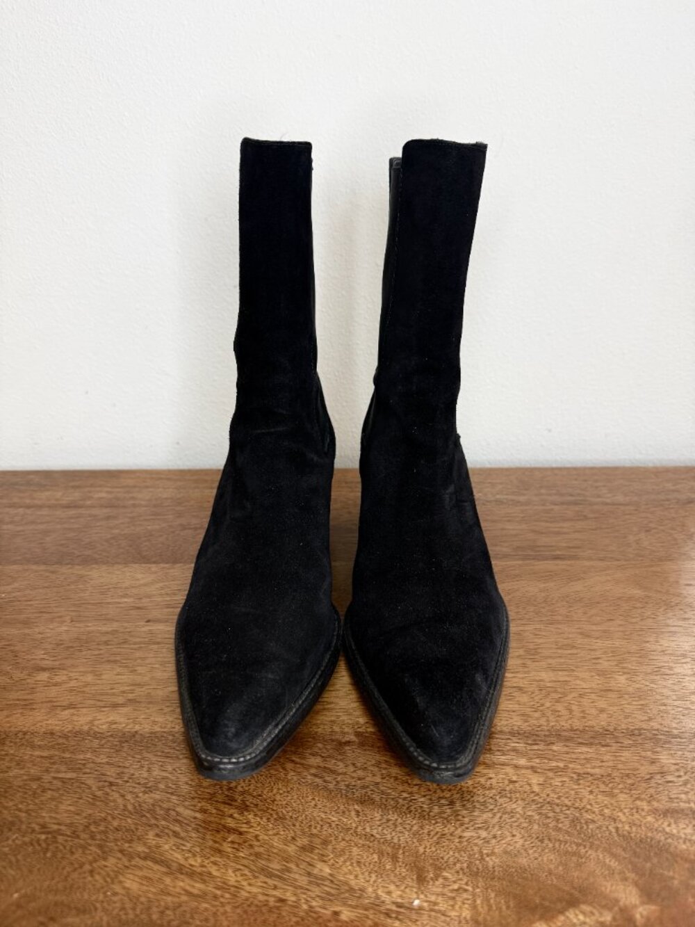 Moschino Cheap and Chic Black Suede Chelsea Boots Pointed Toe Italy 39.5 / 8.5 - Picture 2 of 6